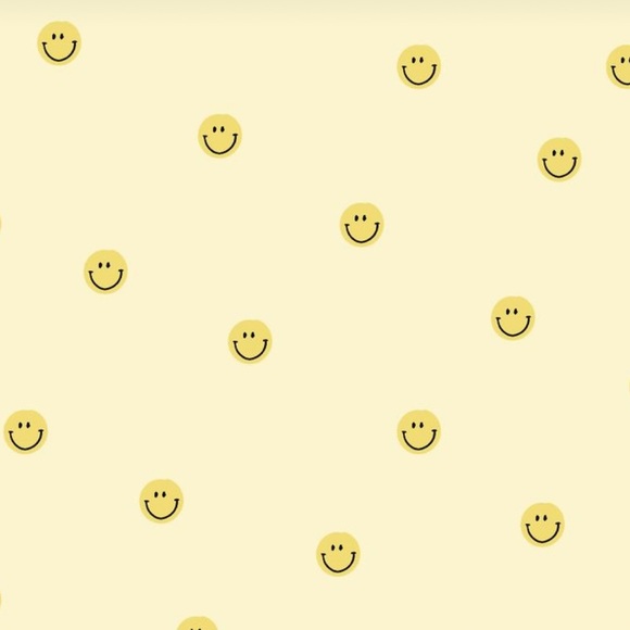 Meet your Posher, Becca - Picture 1 of 1